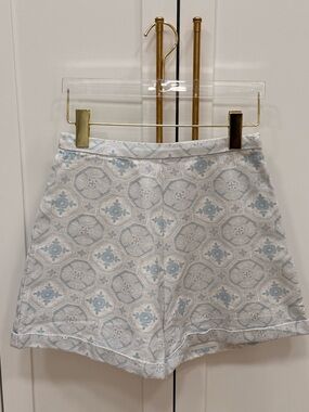 Julia Amory Kelly Short